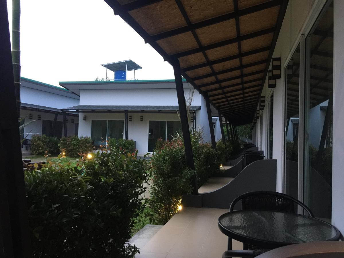 Malee Sirin Old Town Hotel Ko Lanta Kültér fotó