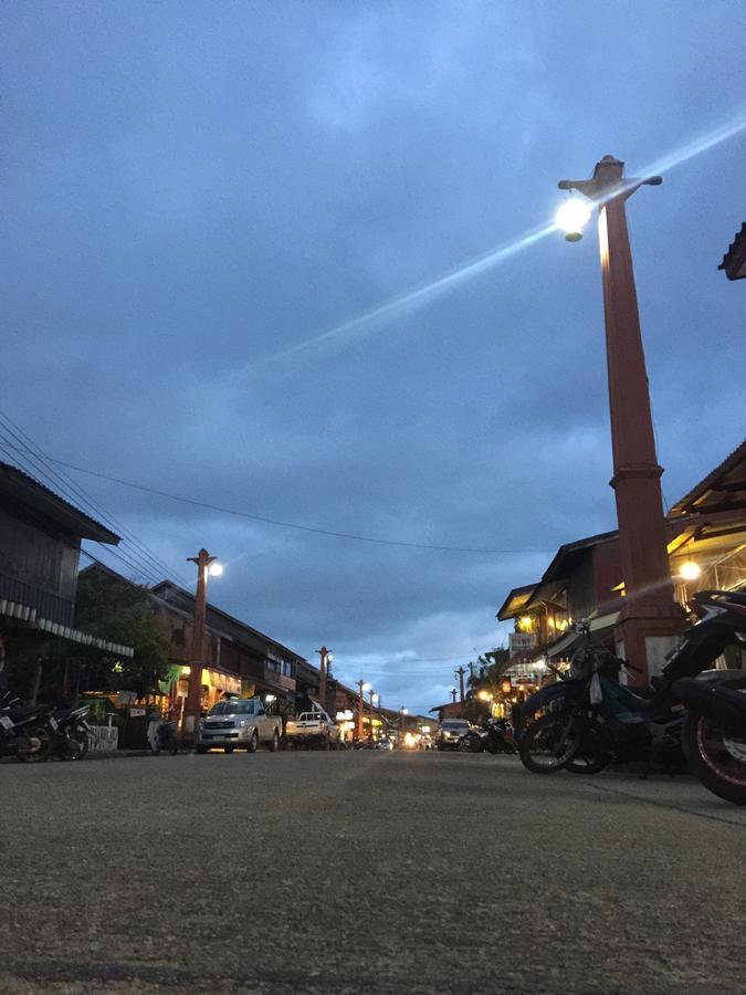 Malee Sirin Old Town Hotel Ko Lanta Kültér fotó